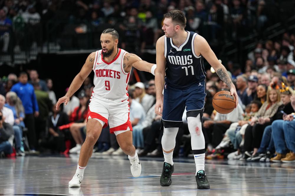 更在引援策 更在引援策