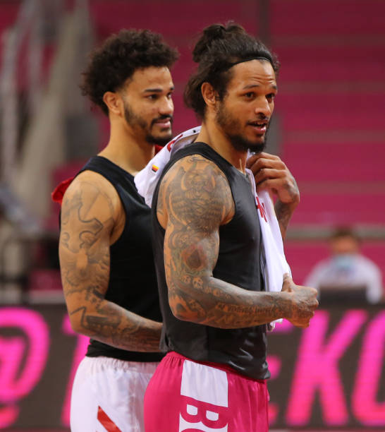 这位备受瞩 这位备受瞩