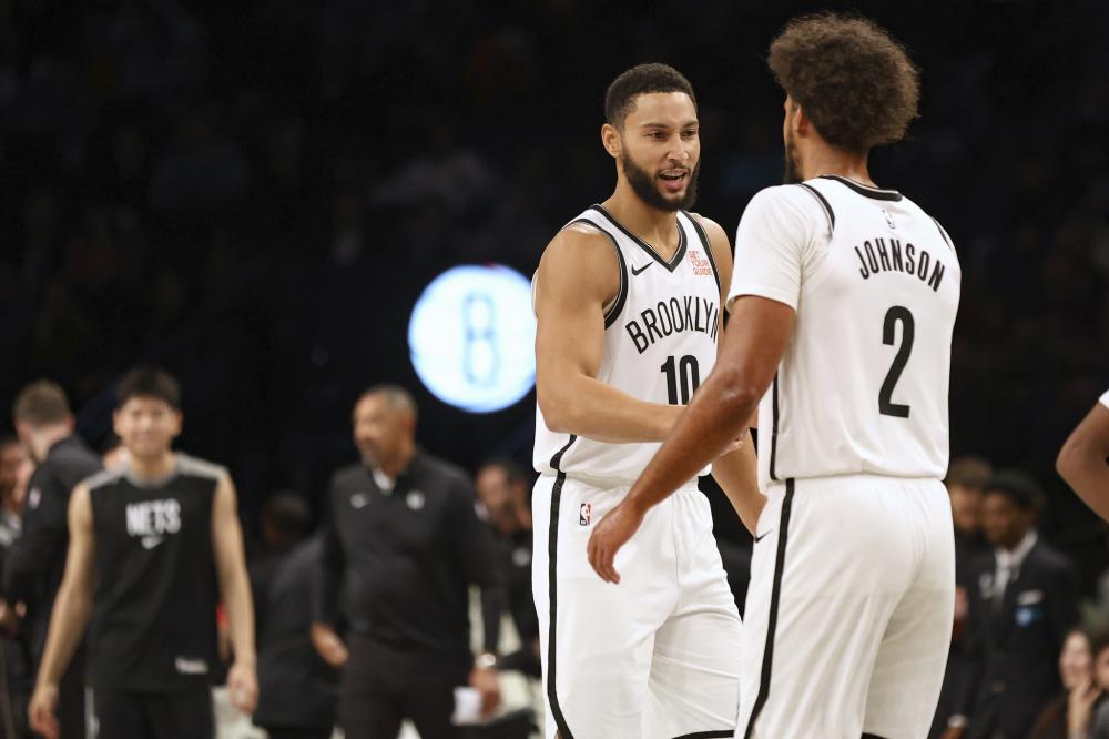 中超-武磊两传两射 上海海港主场战胜北京国安.