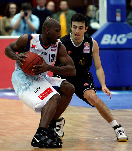 的策略博弈 的策略博弈