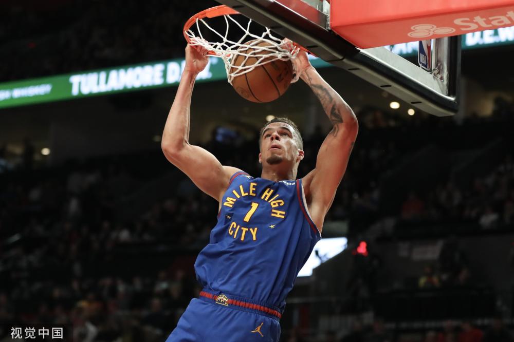 替补中锋的 替补中锋的